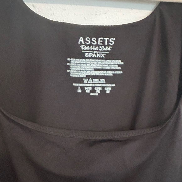 SPANX ASSETS Black Bodysuit - Picture 3 of 3